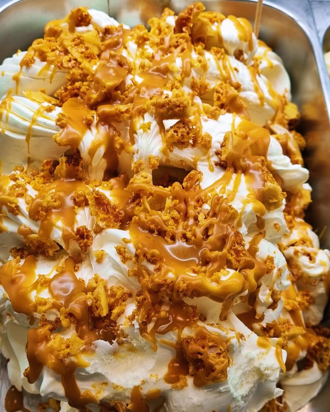 Delizia Gelateria St Andrews resaturant Caramel Vanilla